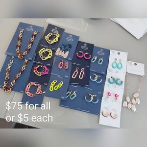 Jewelry brand new worth $257 retail! Only $25
